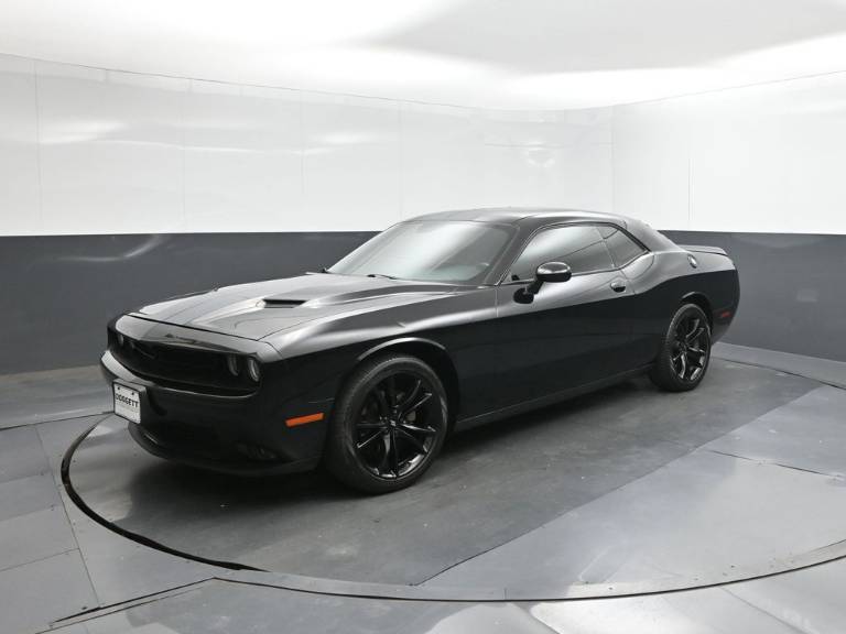 2017 Dodge Challenger SXT