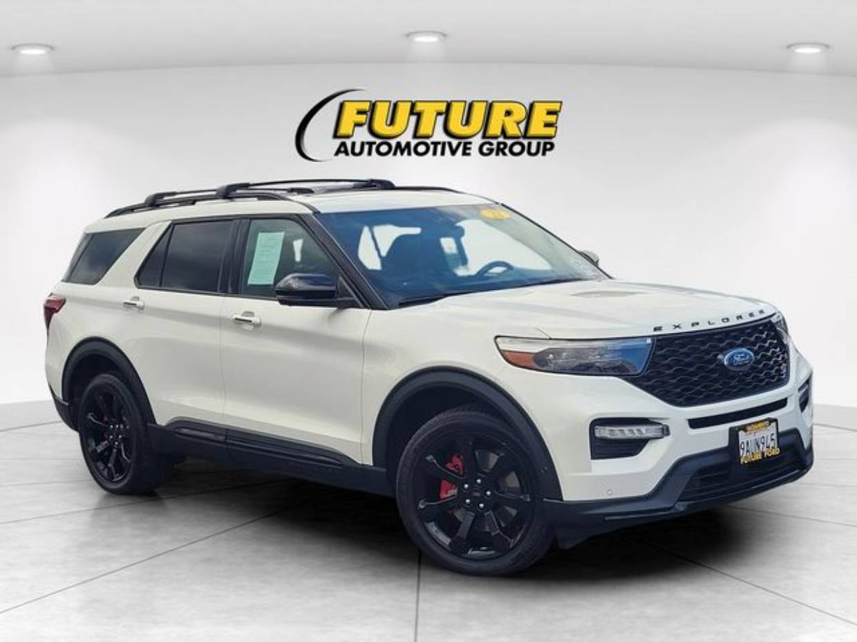 2022 Ford Explorer ST 4WD's photo