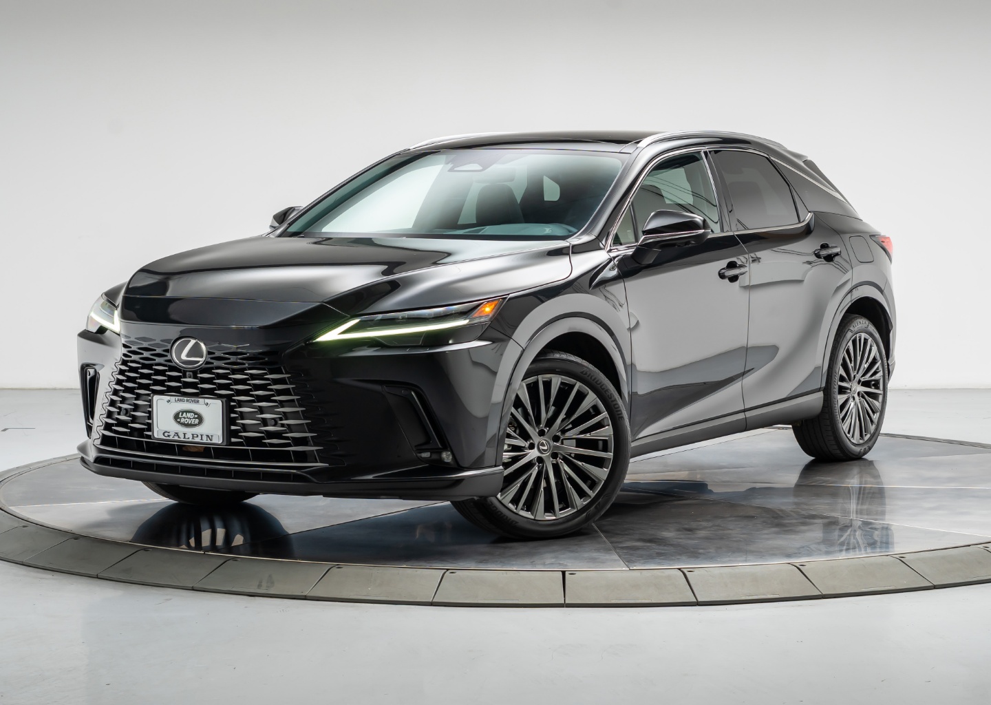 2024 Lexus RX 450h+ 450h+ Luxury AWD's photo