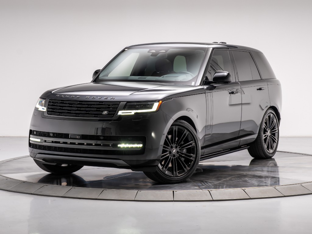 2025 Land Rover Range Rover P530 SE