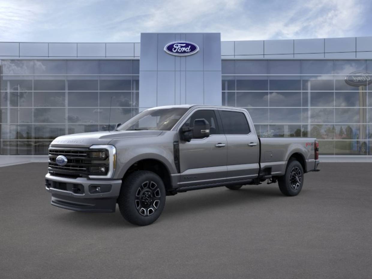 2025 Ford F-250 Platinum 4x4 Crew Cab 8' Box's photo