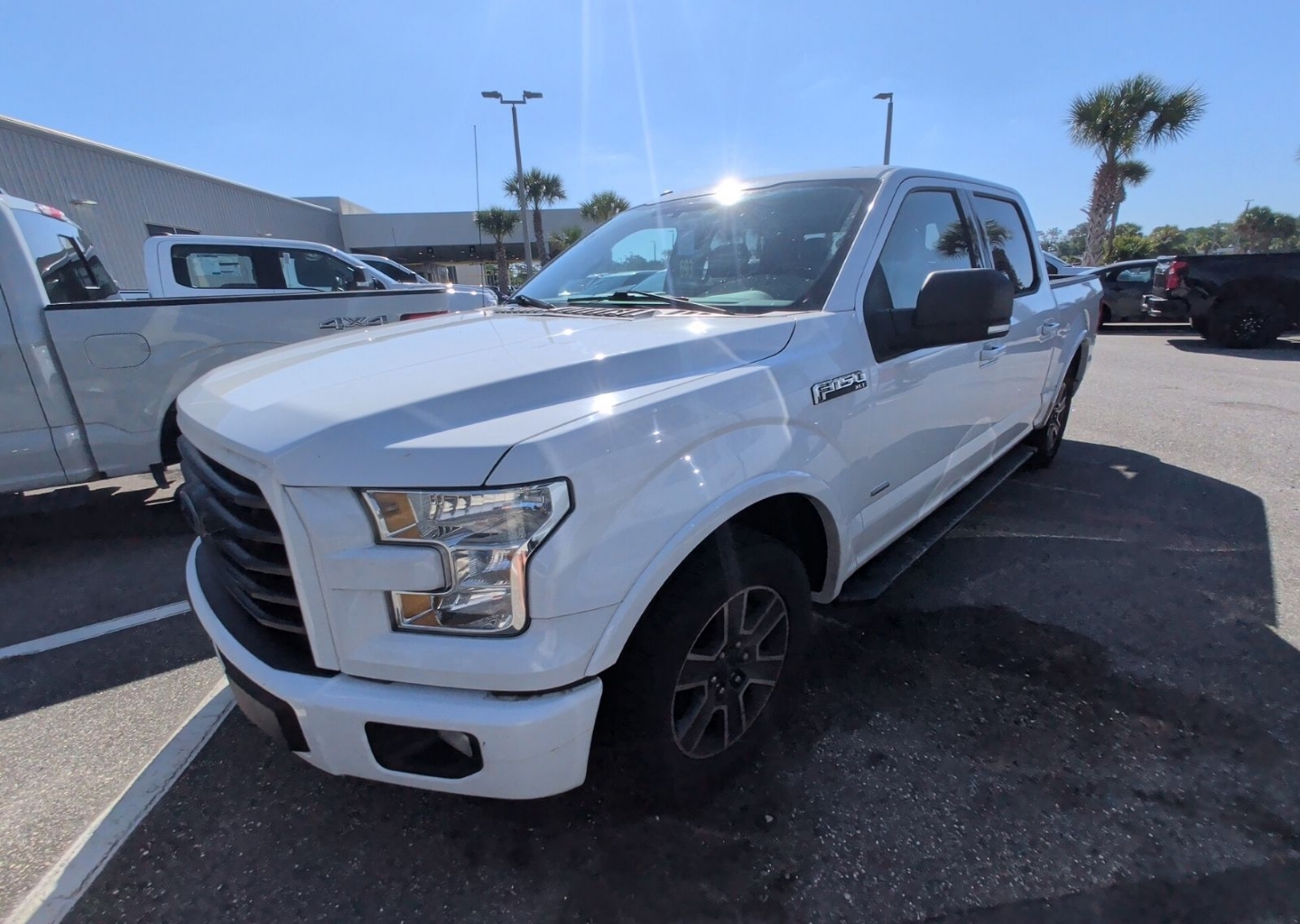 2017 Ford F-150 XLT SuperCrew 5-1/2 Box's photo