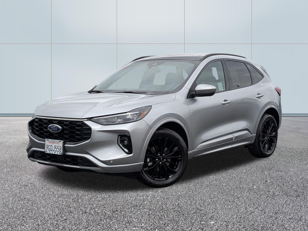 2023 Ford Escape ST-Line Elite