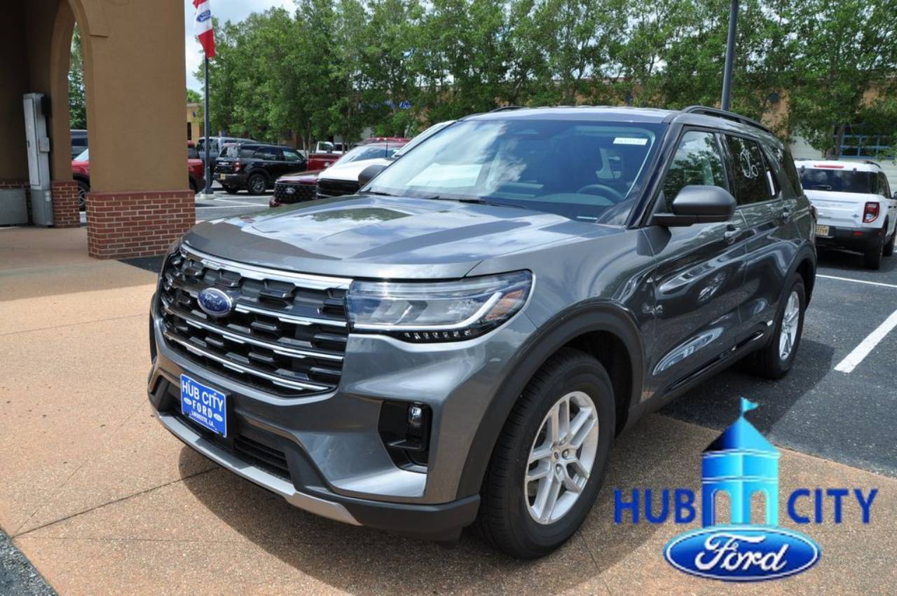 2026 Ford Explorer's photo