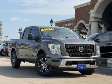 2021 Nissan Titan SV