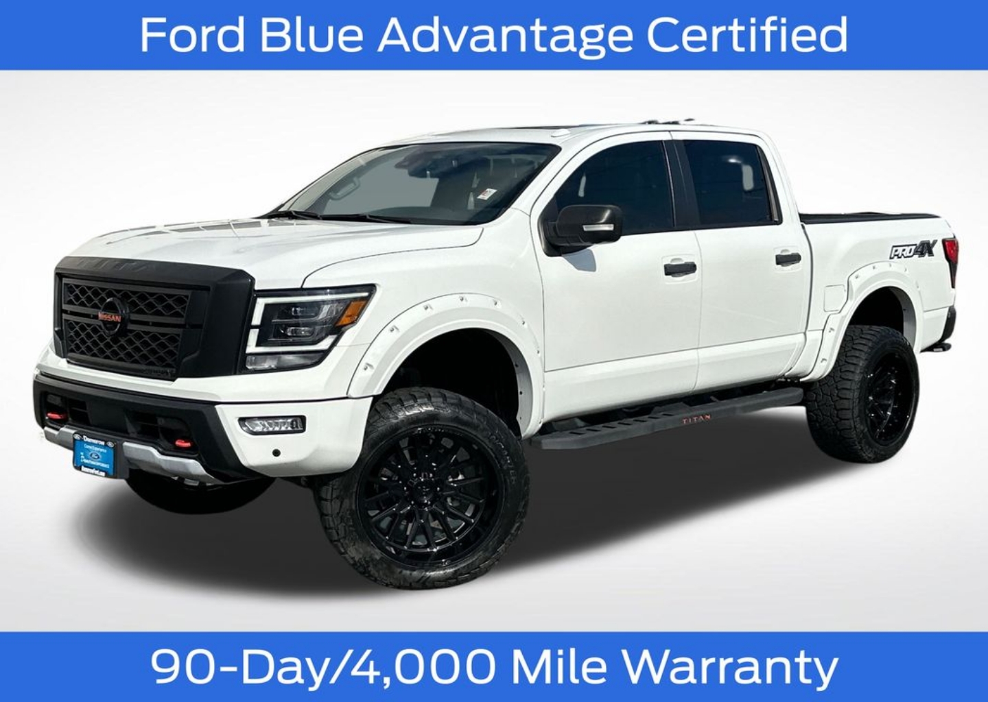 2021 Nissan Titan PRO-4X 4X4 Crew Cab's photo