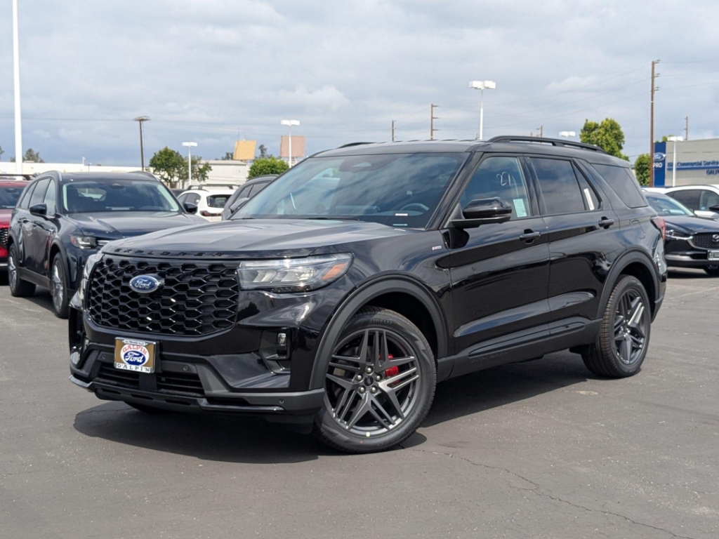 2026 Ford Explorer ST Line