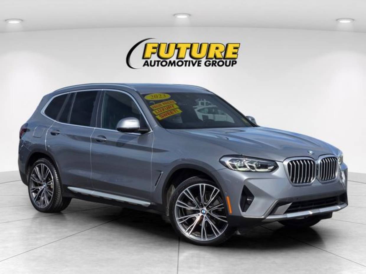 2023 BMW X3 sDrive30i's photo