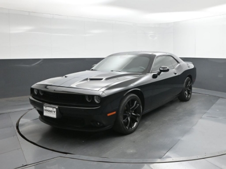 2017 Dodge Challenger SXT