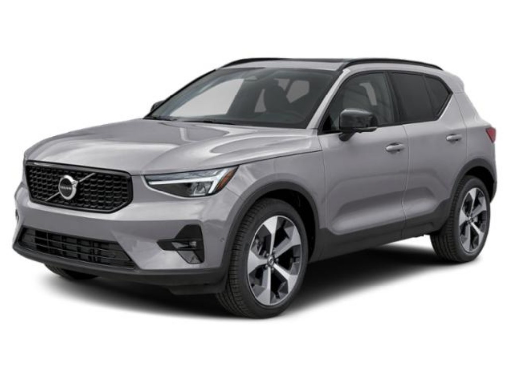 2026 Volvo XC40 Core, B5 AWD Gas (mild hybrid), Dark