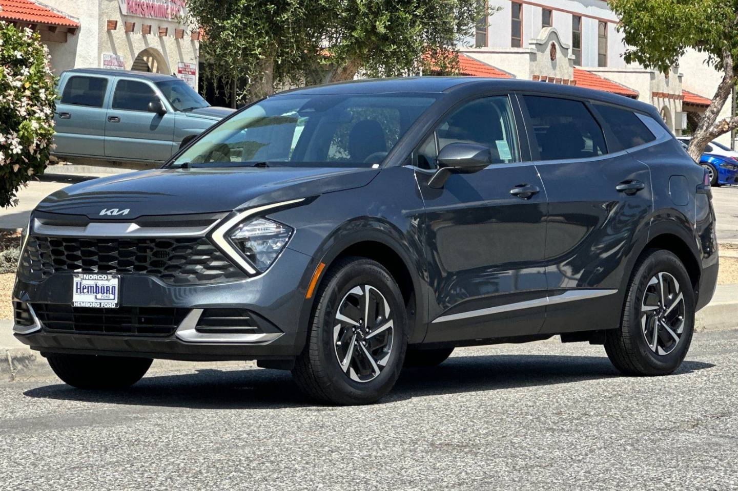2023 Kia Sportage LX Hybrid - Photo 8