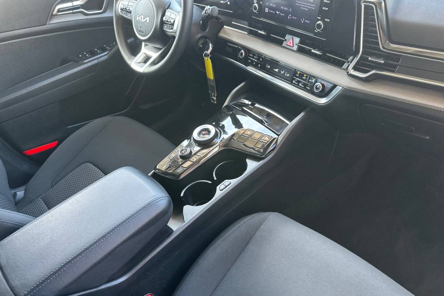 2023 Kia Sportage LX Hybrid - Photo 16
