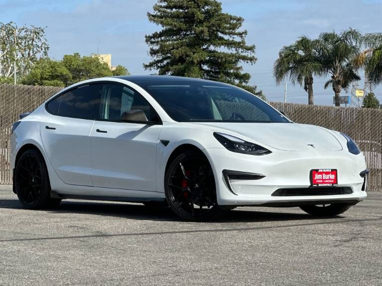 2023 Tesla Model 3 Performance