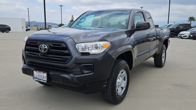 2019 Toyota Tacoma SR Access Cab 2WD 4-Cyl Auto Std Bed's photo
