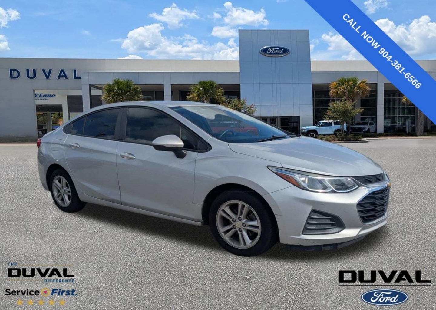 2019 Chevrolet Cruze LS Auto's photo