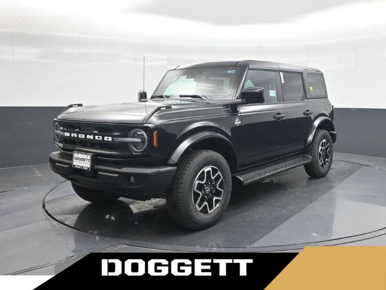 2026 Ford Bronco Outer Banks