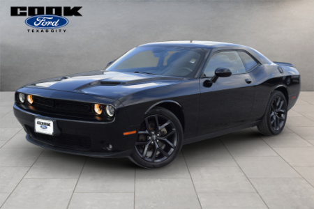 2022 Dodge Challenger SXT