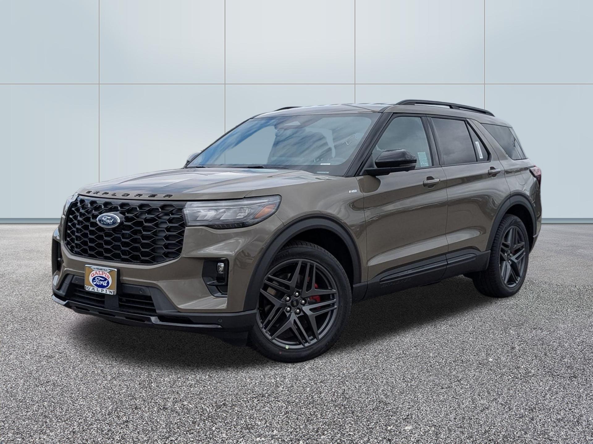 2026 Ford Explorer ST-LINE RWD's photo