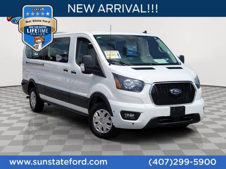 2024 Ford Transit Passenger Wagon XLT