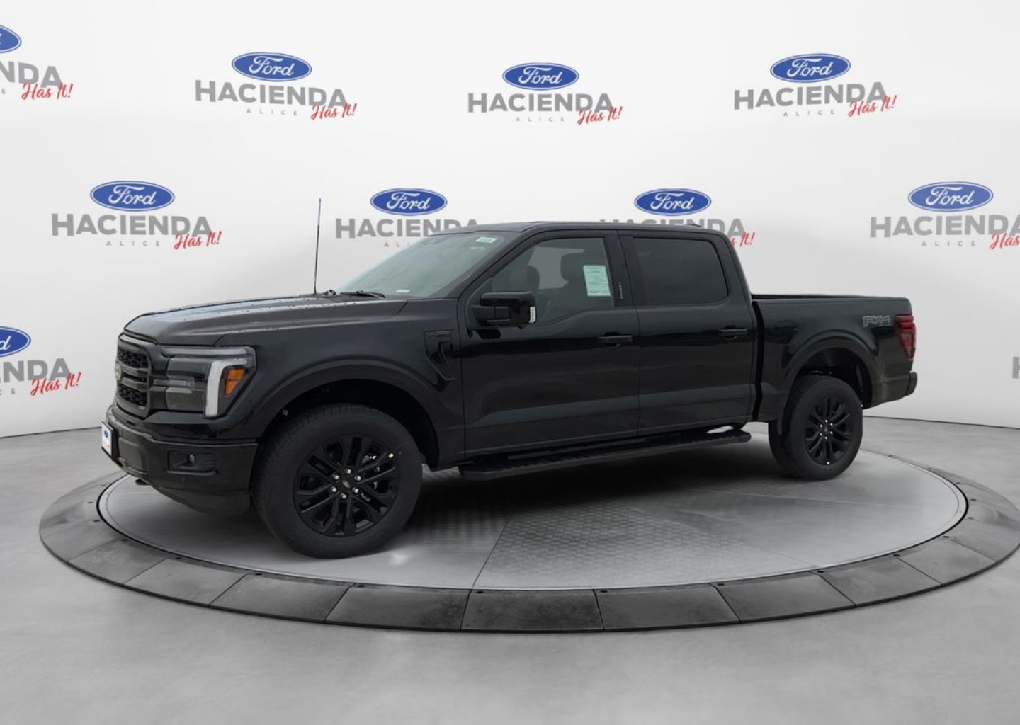 2026 Ford F-150 Lariat 4x4 SuperCrew 5-1/2 Box's photo