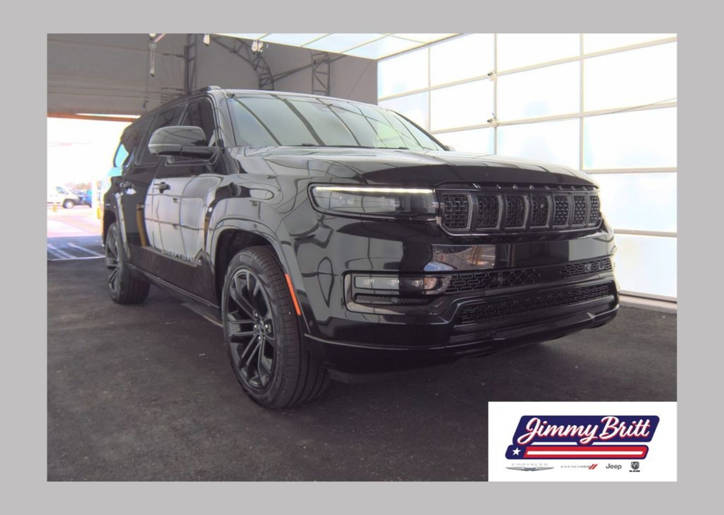 2023 Jeep Grand Wagoneer L Series II Obsidian 4WD's photo