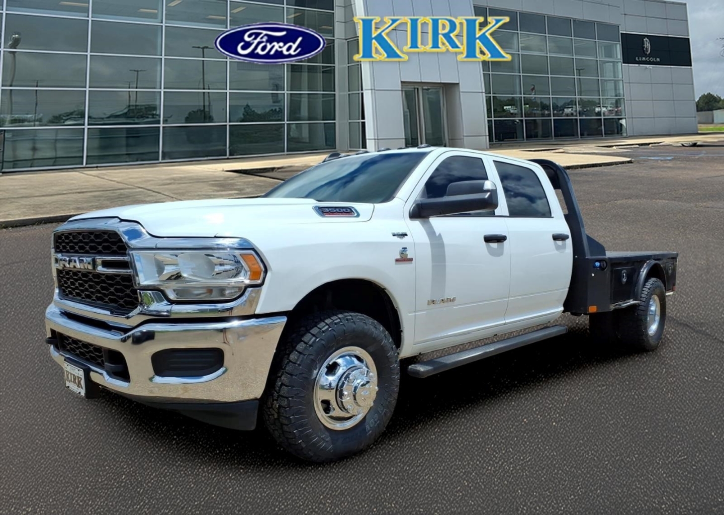 2020 RAM 3500 Tradesman 4X4 Crew Cab LWB's photo