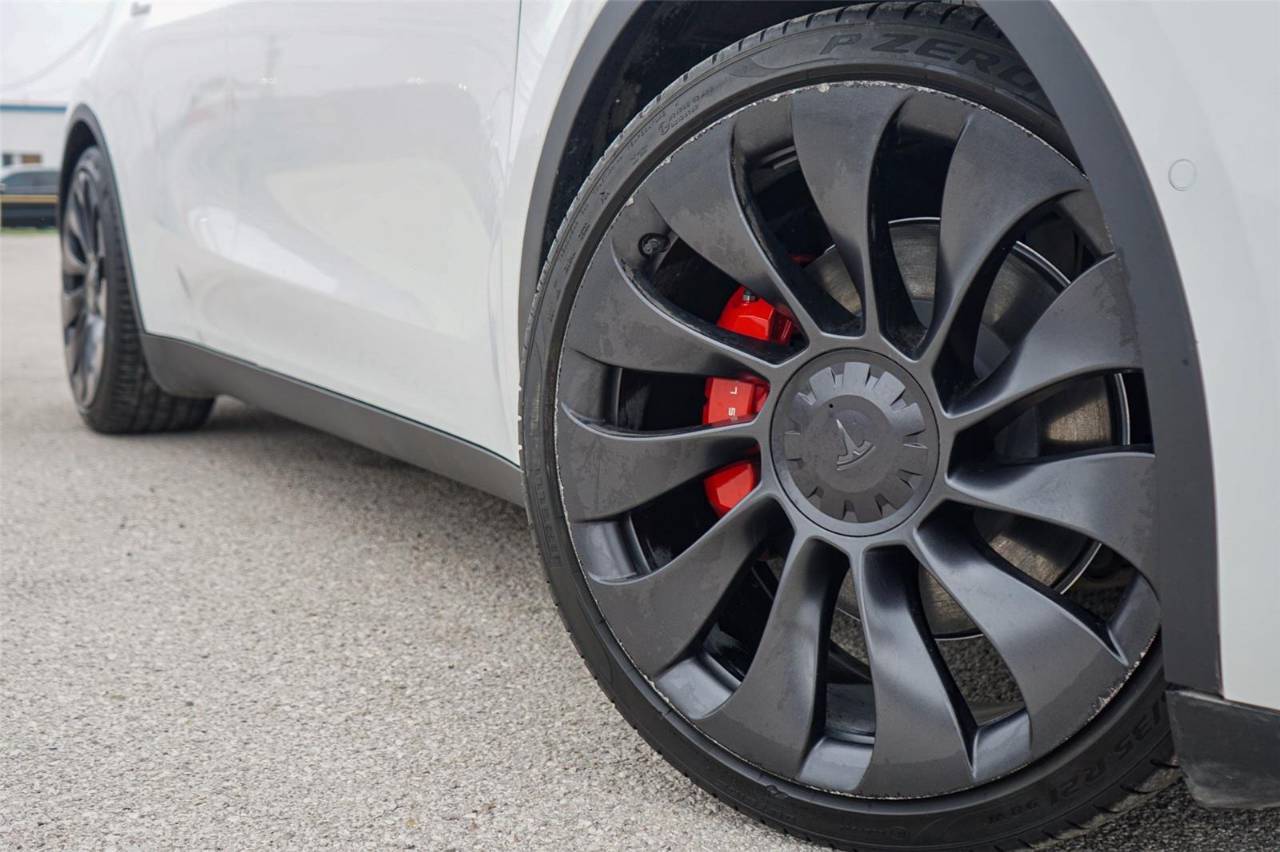 Used 2022 Tesla Model Y Performance with VIN 7SAYGDEFXNF562602 for sale in Austin, TX