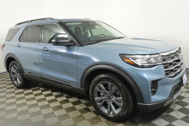 2026 Ford Explorer Active 4WD's photo