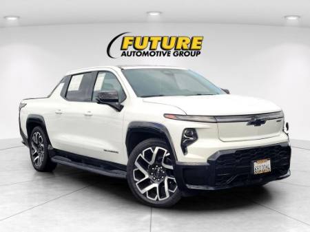2025 Chevrolet Silverado EV RST