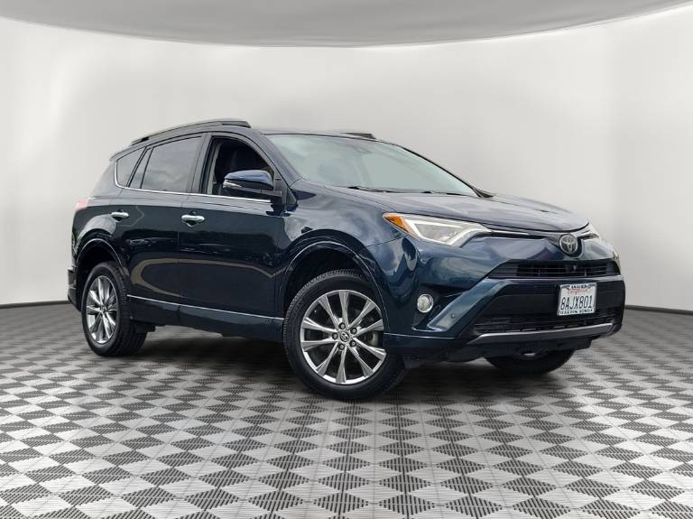 2017 Toyota RAV4 Platinum