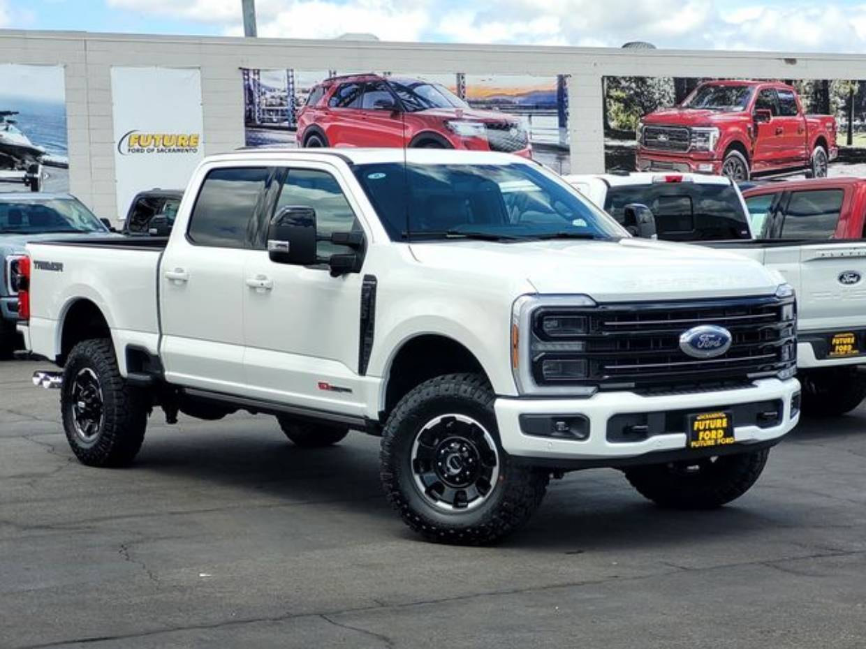 2026 Ford F-250 Platinum 4x4 Crew Cab 8' Box's photo