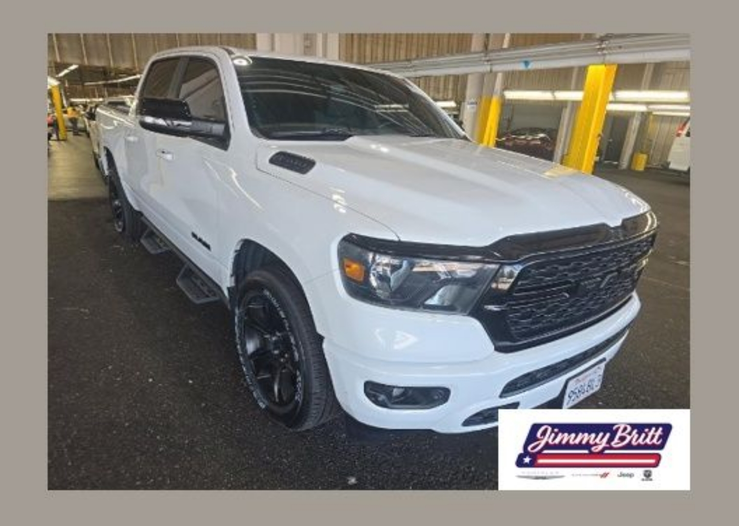 2022 RAM 1500 Big Horn/Lone Star Crew Cab 5'7's photo