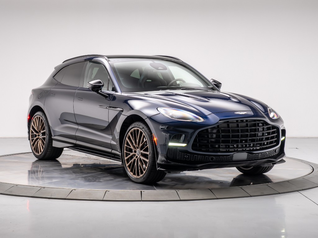 2026 Aston Martin DBX 707