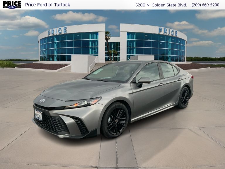 2025 Toyota Camry Hybrid SE