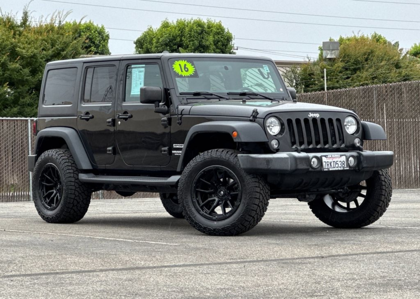 2016 Jeep Wrangler Sport S's photo