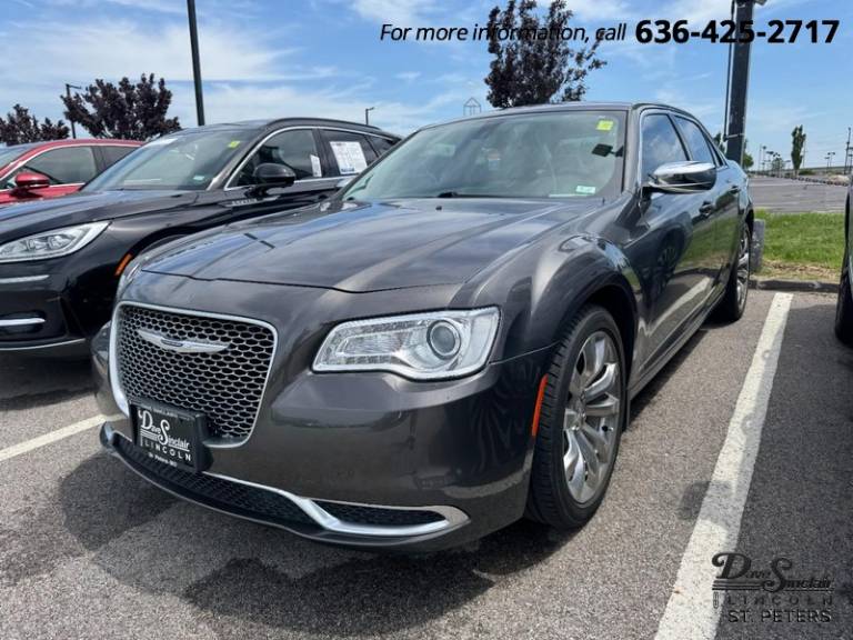 2020 Chrysler 300 Touring L