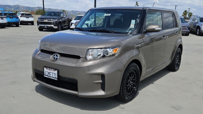 2011 Scion xB's photo