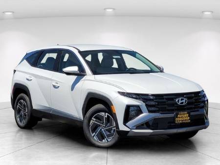 2026 Hyundai Tucson Hybrid Blue SE