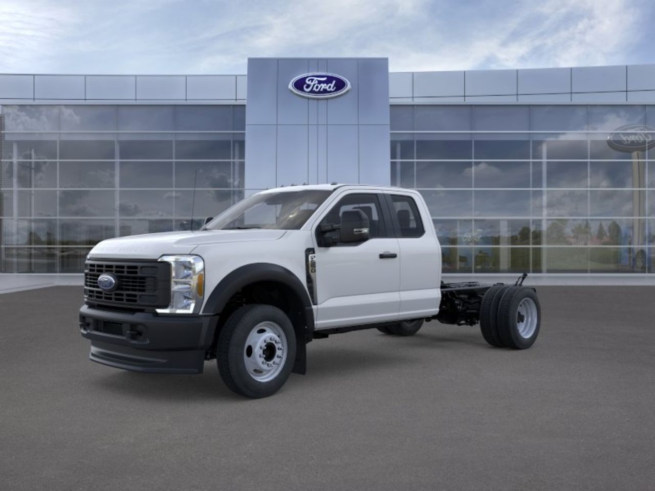 2026 Ford F-550 XL 4x4 SuperCab 168-In DRW's photo