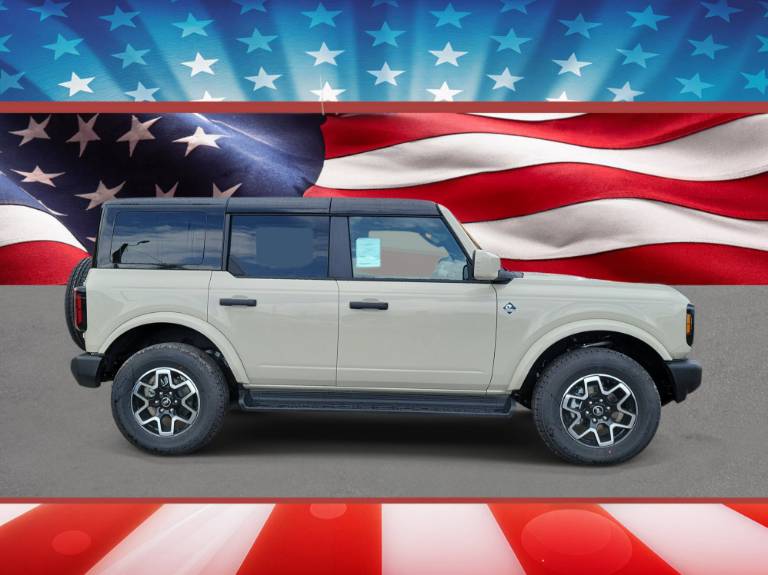 2026 Ford Bronco Outer Banks