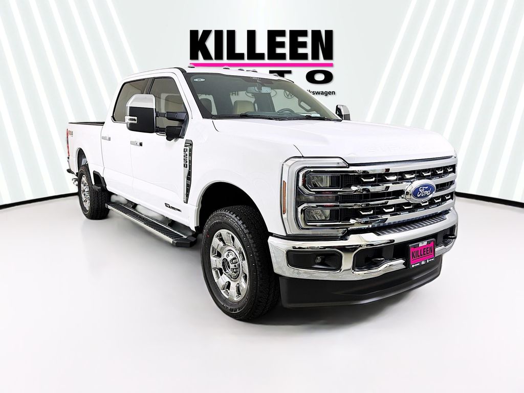 New 2026 Ford F-250SD LARIAT