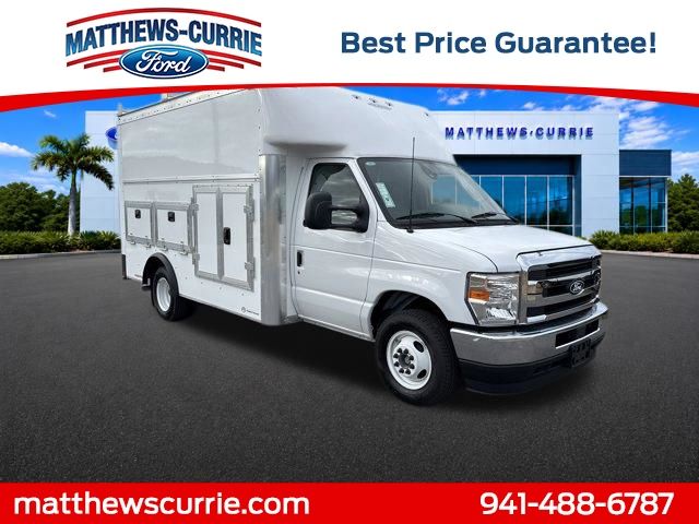2026 Ford E-Series DRW E-350 Super Duty 158 in WB's photo