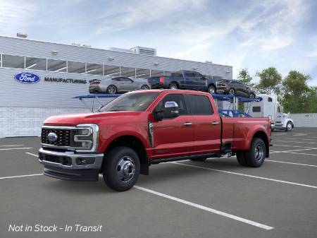 2026 Ford Super Duty F-350 DRW LARIAT