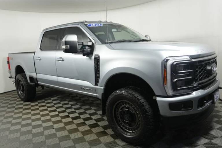 2023 Ford Super Duty F-350 SRW LARIAT