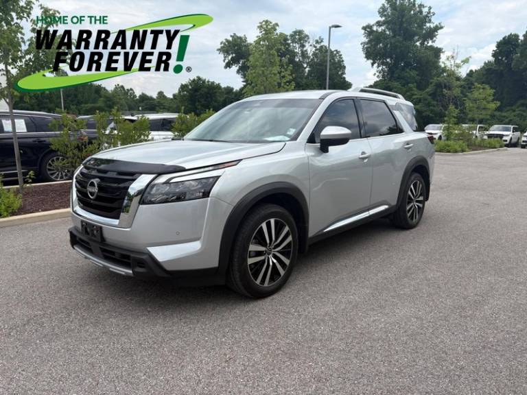 2025 Nissan Pathfinder Platinum