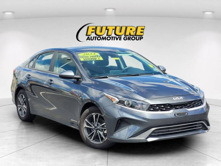 2023 Kia Forte LXS