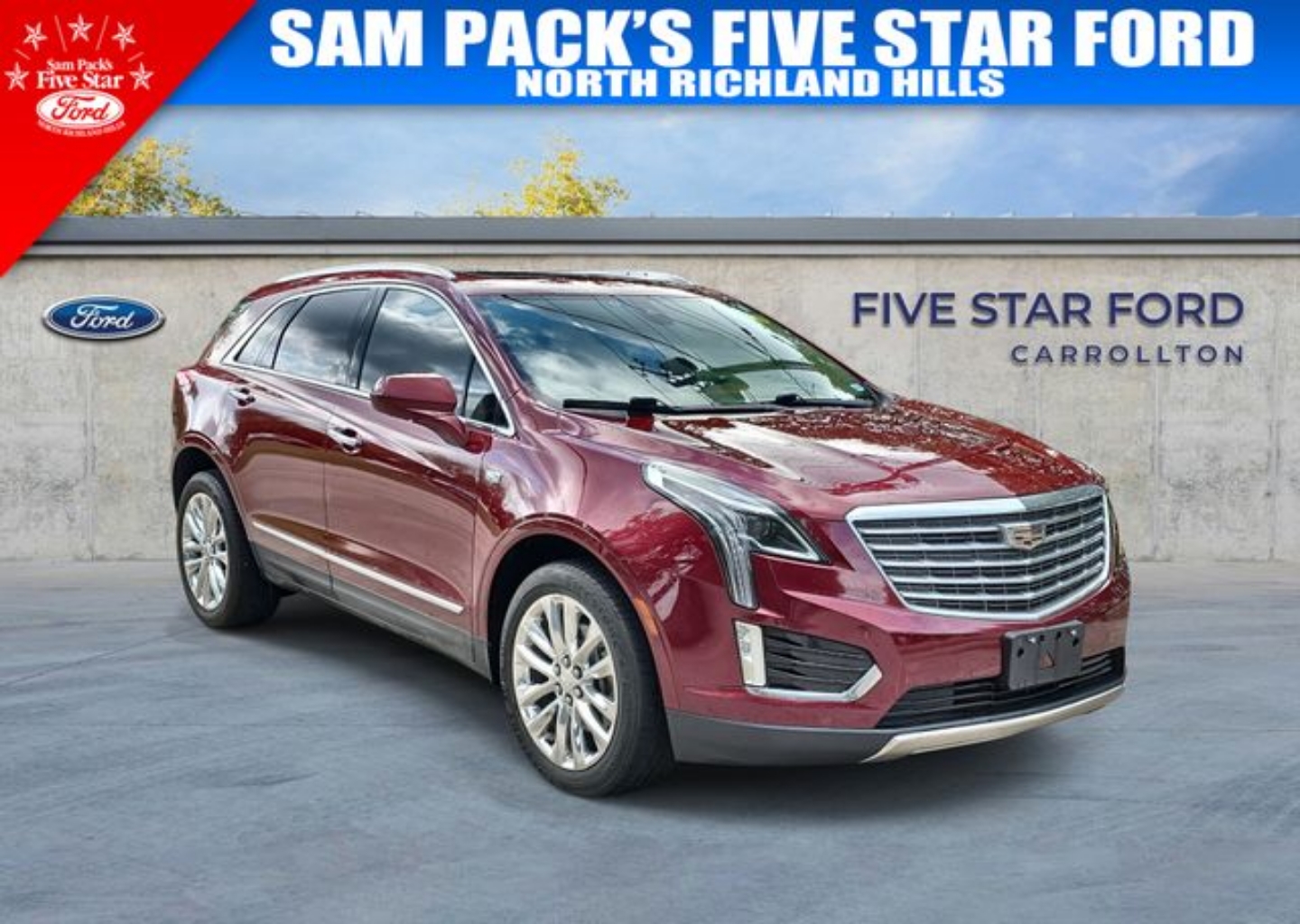 2017 Cadillac XT5 AWD Platinum's photo