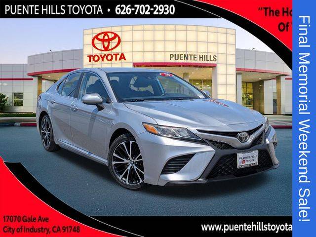 2020 Toyota Camry SE