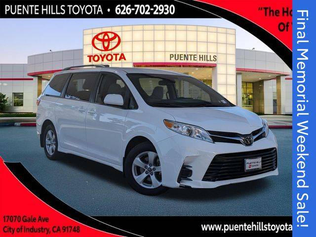 2020 Toyota Sienna LE
