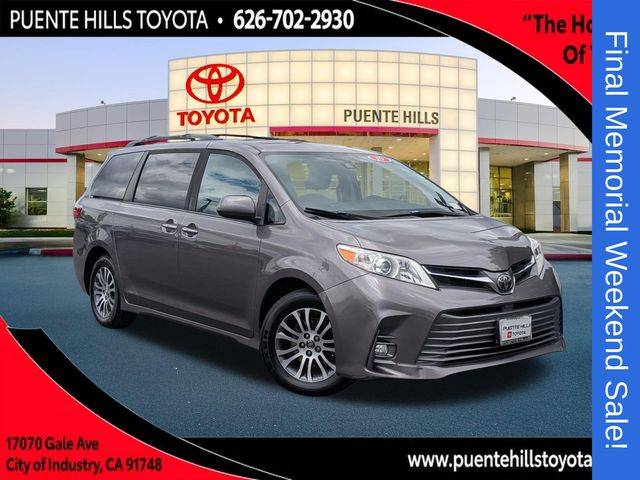 2019 Toyota Sienna XLE